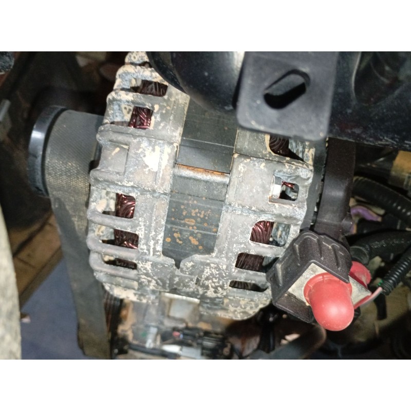 Recambio de alternador para renault clio v (b7_) tce 90 (b7mt) referencia OEM IAM   