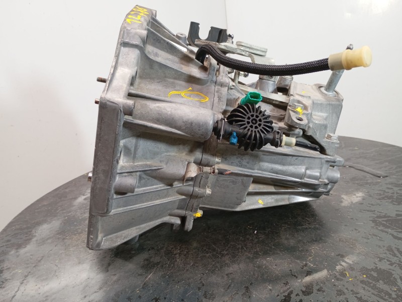 Recambio de caja cambios para dacia duster ambience 4x2 referencia OEM IAM TL4075  