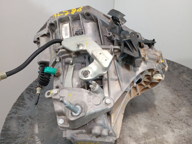 Recambio de caja cambios para dacia duster ambience 4x2 referencia OEM IAM TL4075  