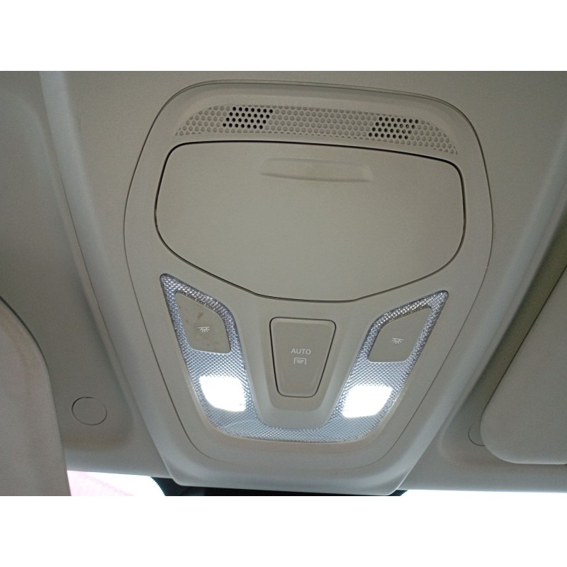 Recambio de luz interior para maxus deliver 9 furgoneta 2.0 d (sv63c) referencia OEM IAM   