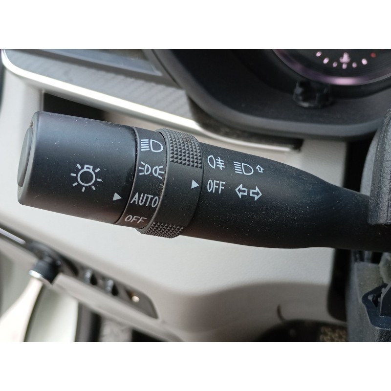 Recambio de mando intermitentes para maxus deliver 9 furgoneta 2.0 d (sv63c) referencia OEM IAM   