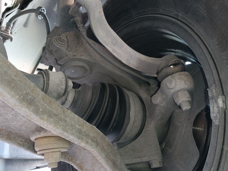 Recambio de mangueta delantera derecha para peugeot boxer furgoneta 2.2 hdi 120 referencia OEM IAM   