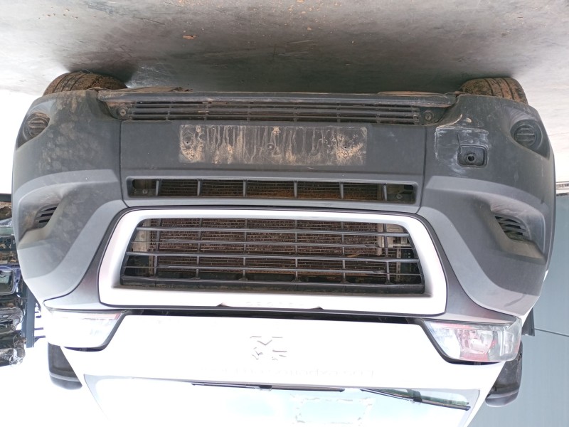 Recambio de paragolpes delantero para peugeot boxer caja/chasis 2.2 bluehdi 140 referencia OEM IAM   