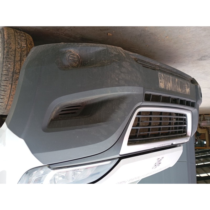 Recambio de paragolpes delantero para peugeot boxer caja/chasis 2.2 bluehdi 140 referencia OEM IAM   
