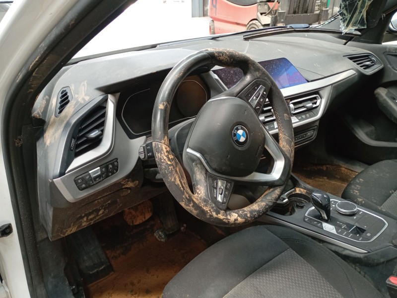 bmw 1 (f40) del año 2020