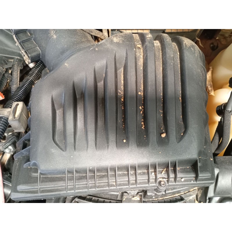 Recambio de filtro aire para bmw 1 (f40) 118 d referencia OEM IAM   