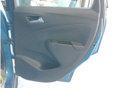 GUARNECIDO PUERTA TRASERA DERECHA 