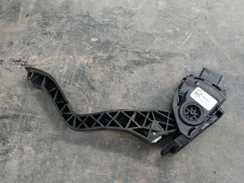 Recambio de pedal acelerador para opel crossland x / crossland (p17, p2qo) 1.2 (75) referencia OEM IAM   