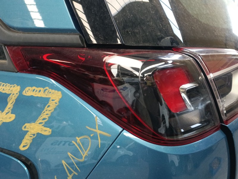 Recambio de piloto trasero izquierdo para opel crossland x / crossland (p17, p2qo) 1.2 (75) referencia OEM IAM   