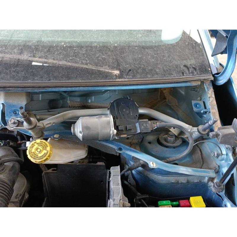 Recambio de motor limpia delantero para opel crossland x / crossland (p17, p2qo) 1.2 (75) referencia OEM IAM   