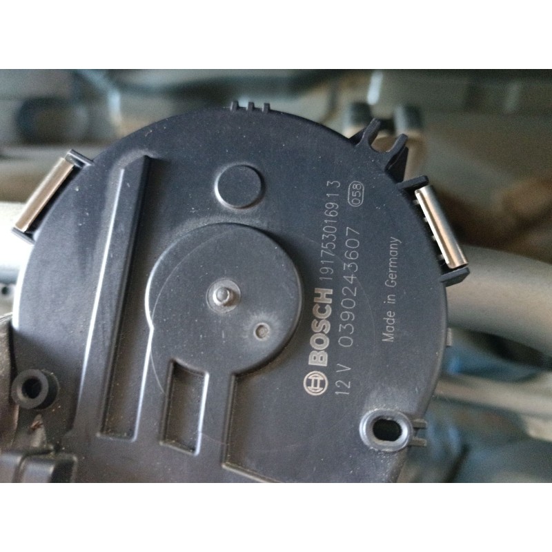 Recambio de motor limpia delantero para opel crossland x / crossland (p17, p2qo) 1.2 (75) referencia OEM IAM   