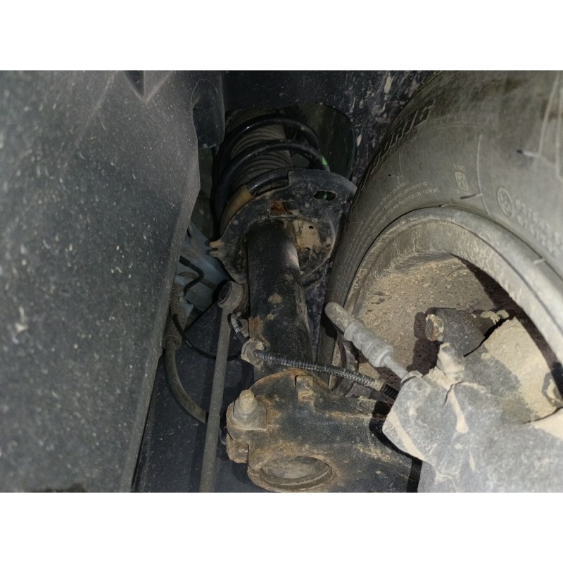 Recambio de amortiguador delantero izquierdo para opel crossland x / crossland (p17, p2qo) 1.2 (75) referencia OEM IAM   