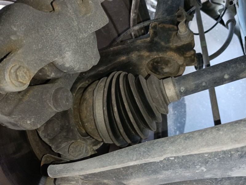 Recambio de mangueta delantera derecha para opel crossland x / crossland (p17, p2qo) 1.2 (75) referencia OEM IAM   