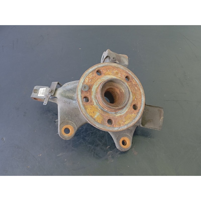 Recambio de mangueta delantera izquierda para mercedes-benz vito mixto (447) 109/111 cdi kompakt (447.701) referencia OEM IAM   