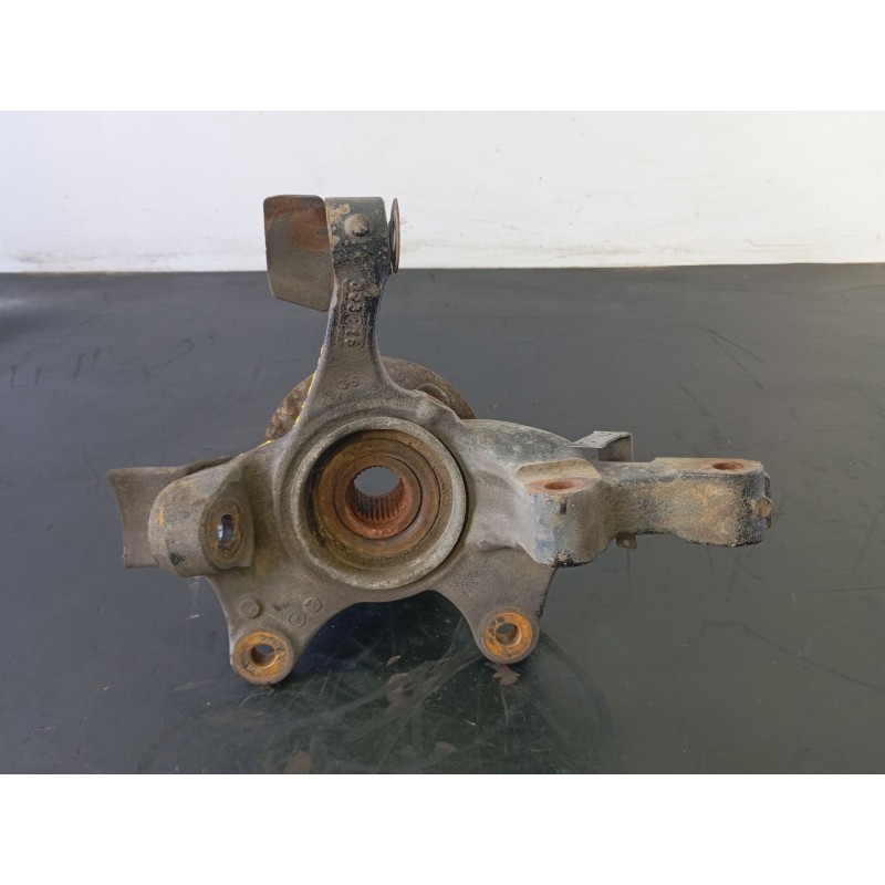 Recambio de mangueta delantera izquierda para mercedes-benz vito mixto (447) 109/111 cdi kompakt (447.701) referencia OEM IAM   