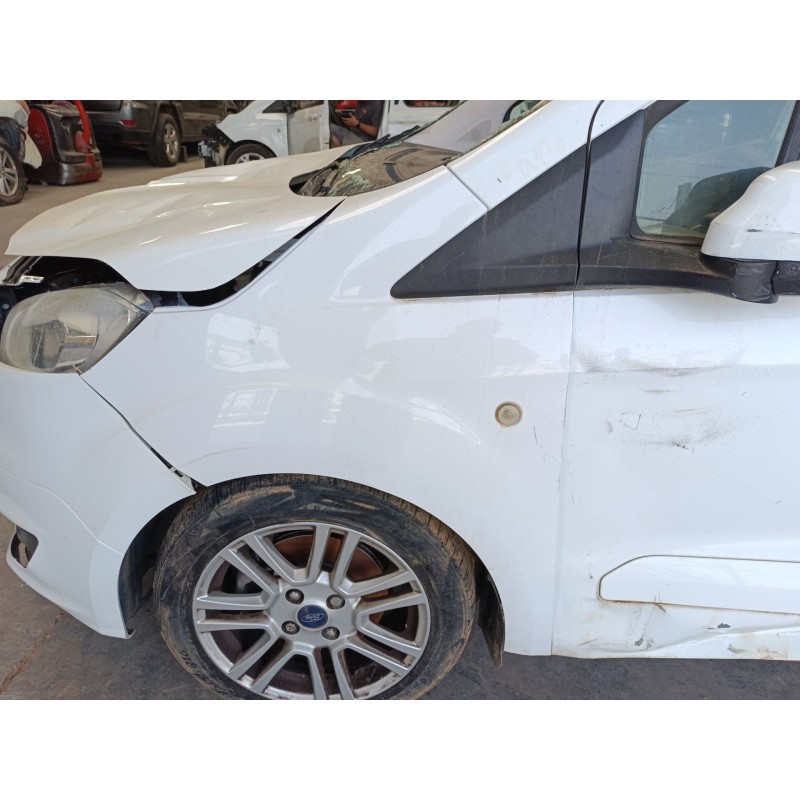 Recambio de aleta delantera izquierda para ford tourneo courier b460 monospace 1.5 tdci referencia OEM IAM   