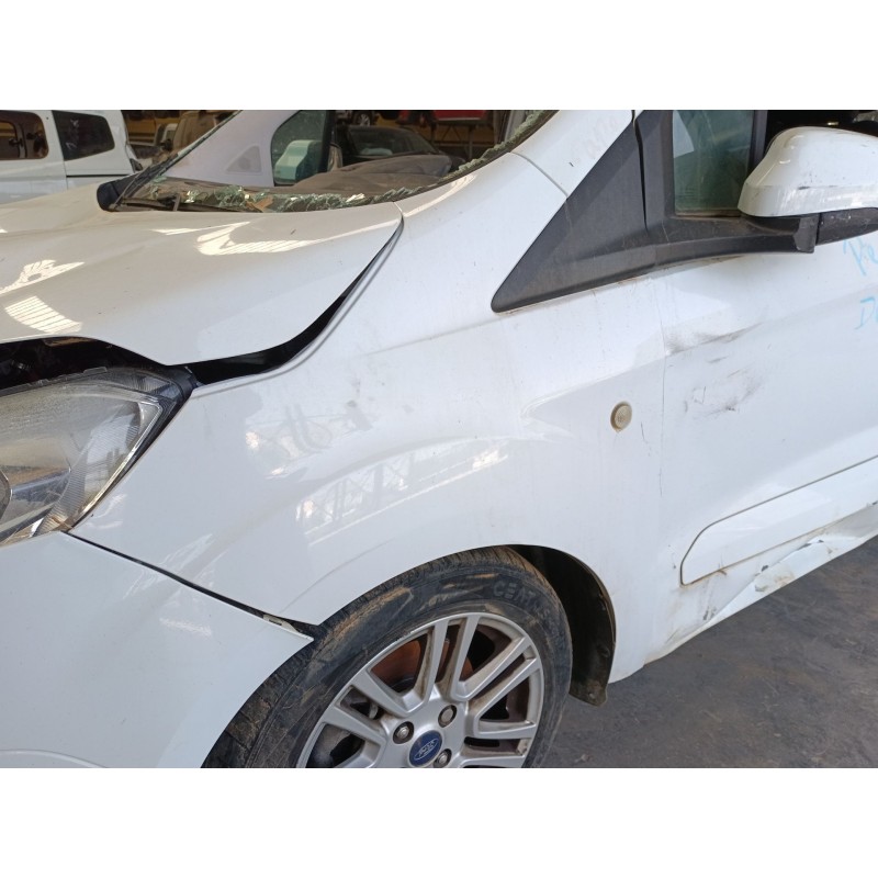 Recambio de aleta delantera izquierda para ford tourneo courier b460 monospace 1.5 tdci referencia OEM IAM   