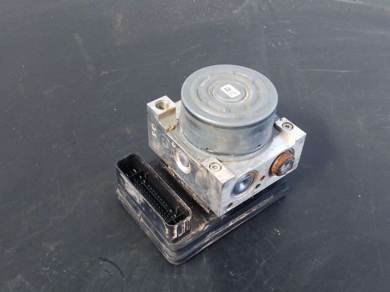 Recambio de abs para mercedes-benz clase c (w205) c 220 bluetec / d (205.002, 205.004) referencia OEM IAM A2534310100  