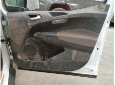 GUARNECIDO PUERTA DELANTERA DERECHA 