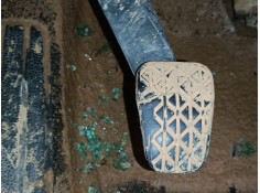 PEDAL EMBRAGUE 