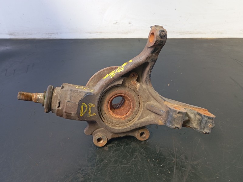 Recambio de mangueta delantera izquierda para peugeot partner tepee 1.6 bluehdi 100 referencia OEM IAM   