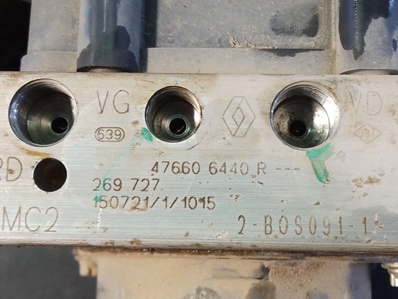 Recambio de abs para dacia duster ambience 4x2 referencia OEM IAM 476606440R  