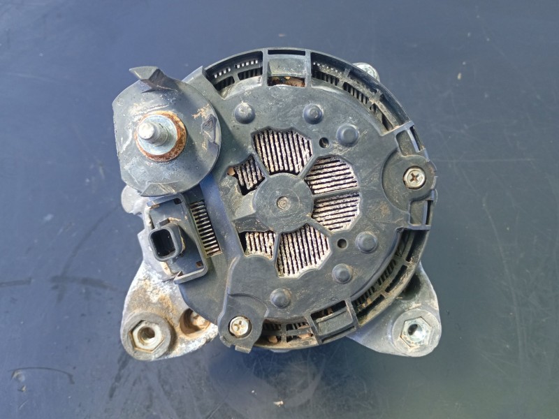 Recambio de alternador para renault trafic iii autobús (jg_) 2.0 dci 110 (jgmw) referencia OEM IAM 231004436R A3TV4081ZE 