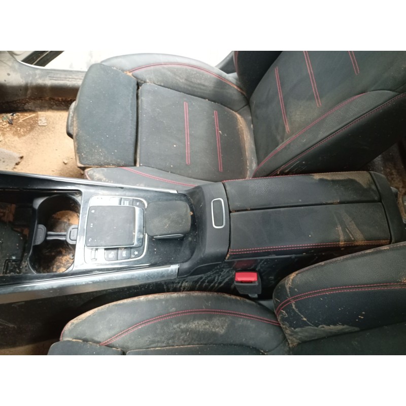 Recambio de consola central para mercedes-benz glb (x247) glb 250 4-matic (247.647) referencia OEM IAM   