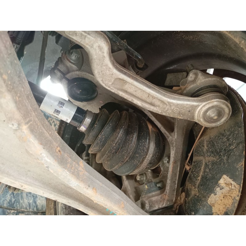 Recambio de mangueta delantera derecha para mercedes-benz glb (x247) glb 250 4-matic (247.647) referencia OEM IAM   