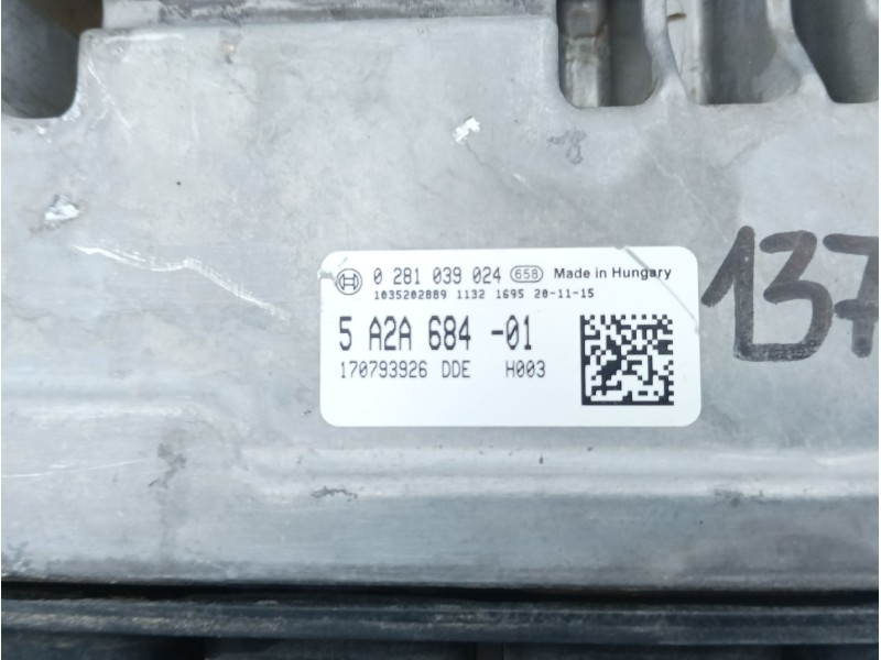 Recambio de centralita motor uce para bmw 1 (f40) 118 d referencia OEM IAM 5A2A68401 0281039024 