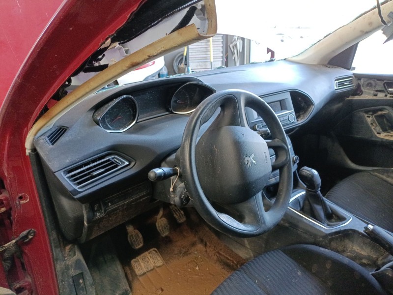 Recambio de salpicadero para peugeot 308 ii (lb_, lp_, lw_, lh_, l3_) 1.6 hdi referencia OEM IAM   