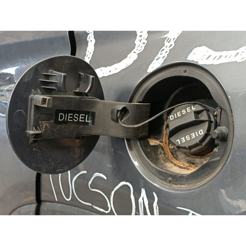 Recambio de tapa exterior combustible para hyundai tucson (tl, tle) 1.7 crdi referencia OEM IAM   