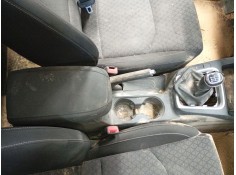 Recambio de consola central para kia cee´d (jd) 1.4 mpi referencia OEM IAM   