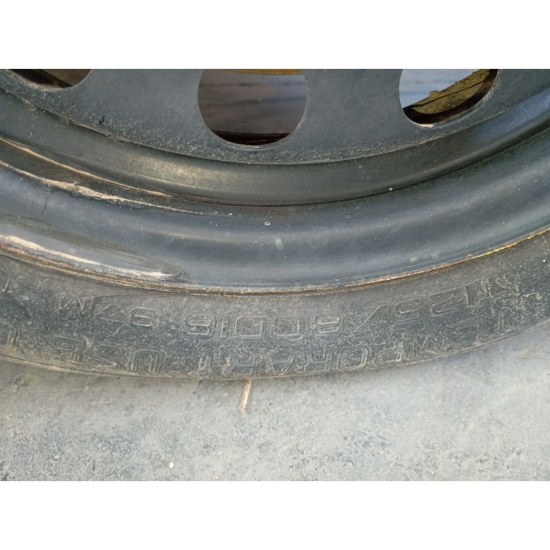 Recambio de neumatico repuesto para kia cee´d (jd) 1.4 mpi referencia OEM IAM 125/80/16  