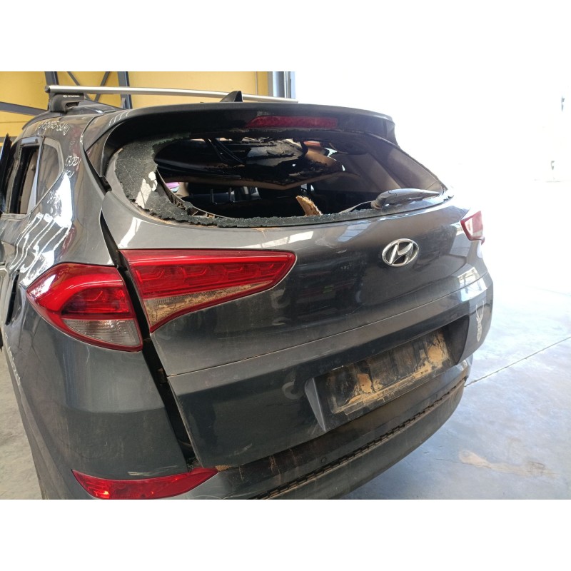 Recambio de porton trasero para hyundai tucson (tl, tle) 1.7 crdi referencia OEM IAM   