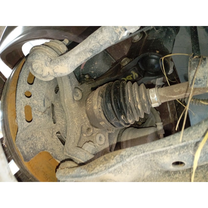 Recambio de mangueta delantera izquierda para kia cee´d (jd) 1.4 mpi referencia OEM IAM   