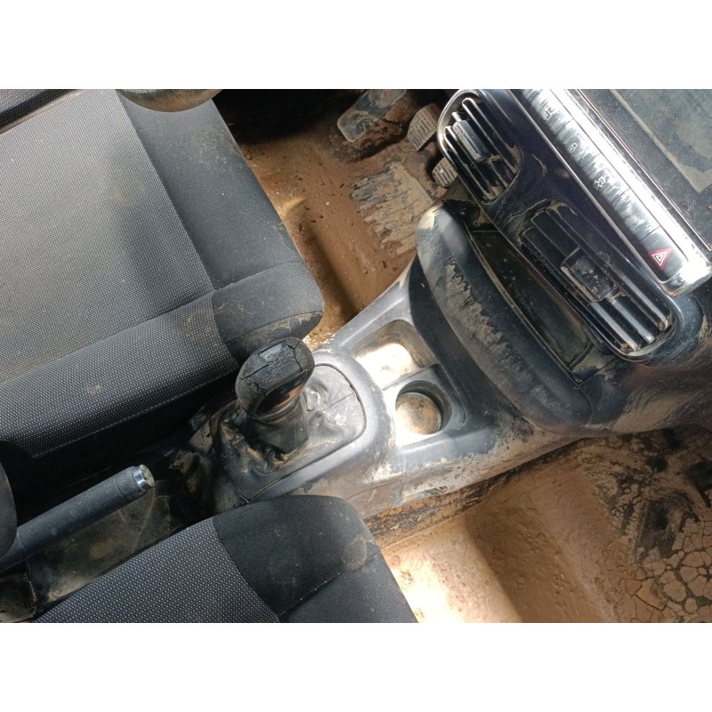Recambio de consola central para citroën c4 cactus 1.6 bluehdi 100 referencia OEM IAM   