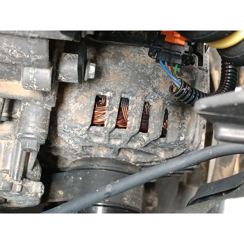 Recambio de alternador para citroën c4 cactus 1.6 bluehdi 100 referencia OEM IAM   