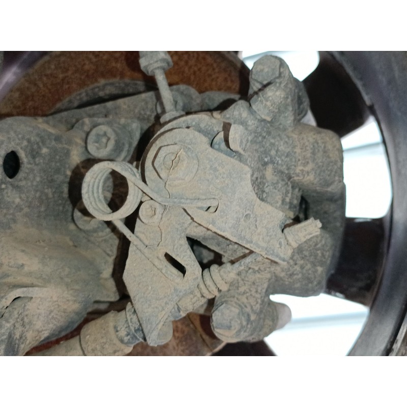 Recambio de pinza freno trasera derecha para citroën c4 cactus 1.6 bluehdi 100 referencia OEM IAM   
