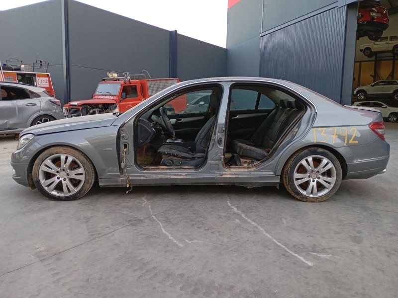 mercedes-benz clase c (w204) del año 2011