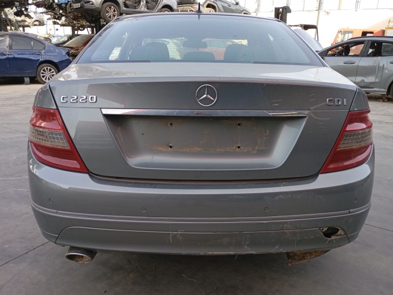 mercedes-benz clase c (w204) del año 2011