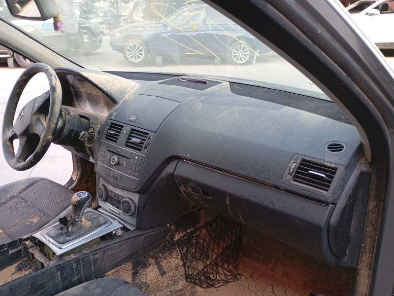 mercedes-benz clase c (w204) del año 2011