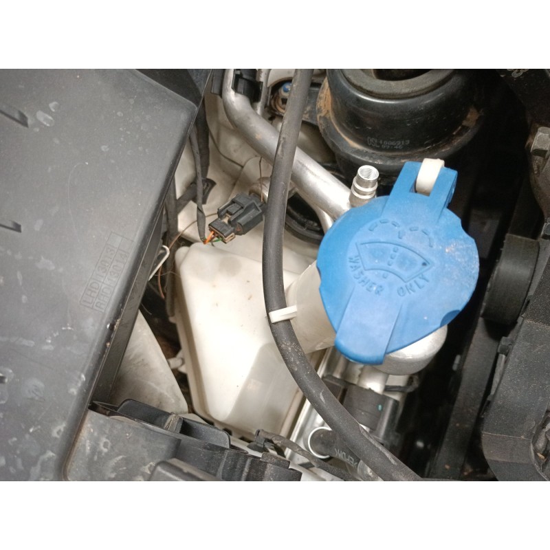 Recambio de deposito limpia para hyundai ix20 (jc) 1.4 crdi referencia OEM IAM   
