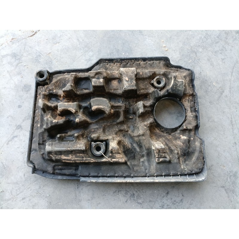 Recambio de tapa motor para kia sportage iii (sl) 1.7 crdi referencia OEM IAM   