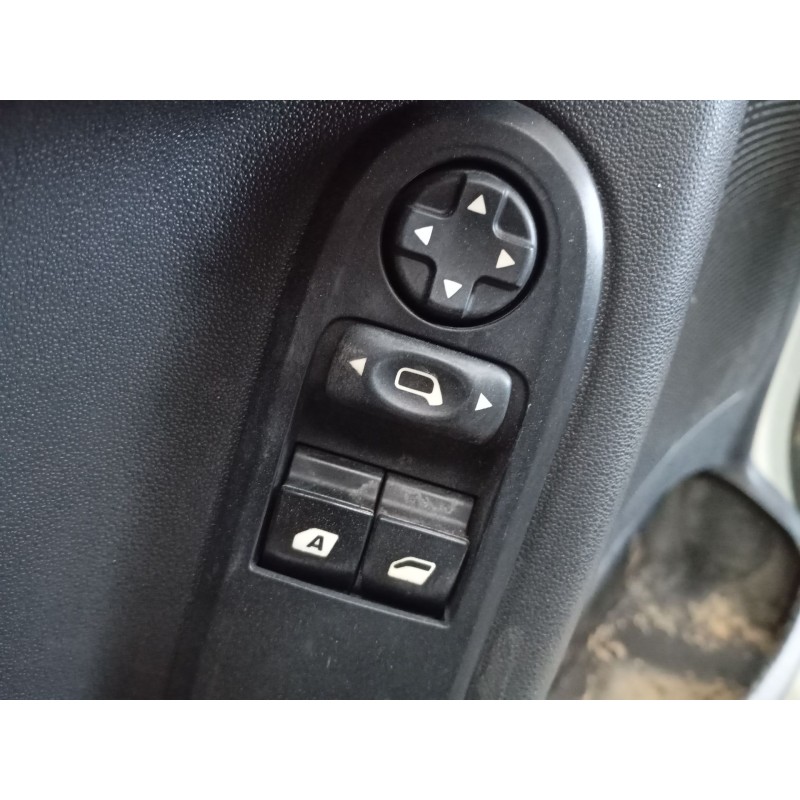 Recambio de mando elevalunas delantero izquierdo para citroën c3 ii (sc_) 1.2 vti 82 referencia OEM IAM   