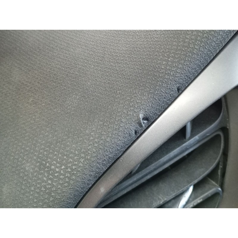 Recambio de salpicadero para citroën c3 ii (sc_) 1.2 vti 82 referencia OEM IAM   