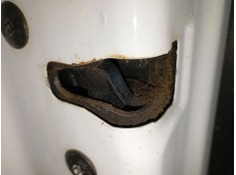 CERRADURA PUERTA TRASERA IZQUIERDA 