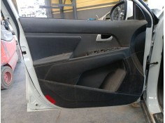 Recambio de guarnecido puerta delantera izquierda para kia sportage iii (sl) 1.7 crdi referencia OEM IAM   