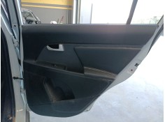 Recambio de guarnecido puerta trasera derecha para kia sportage iii (sl) 1.7 crdi referencia OEM IAM   
