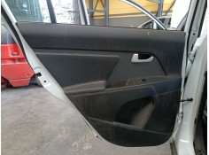 GUARNECIDO PUERTA TRASERA IZQUIERDA 